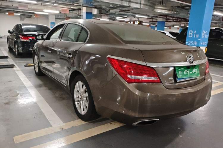 Used Buick LaCrosse 2013 2.4L SIDI Leading Comfort Version Rear Left 45 Deg