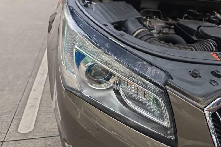 Used Buick LaCrosse 2013 2.4L SIDI Elite Comfort Version Right Front Headlight