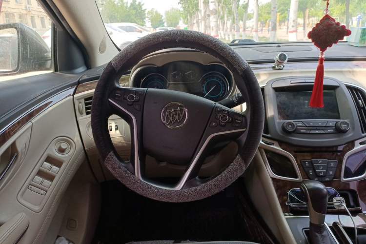 Used Buick LaCrosse 2013 2.4L SIDI Leading Comfort Version Steering Wheel