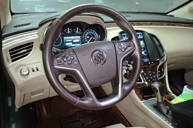 Used Buick LaCrosse 2013 2.4L SIDI Leading Comfort Version Steering Wheel