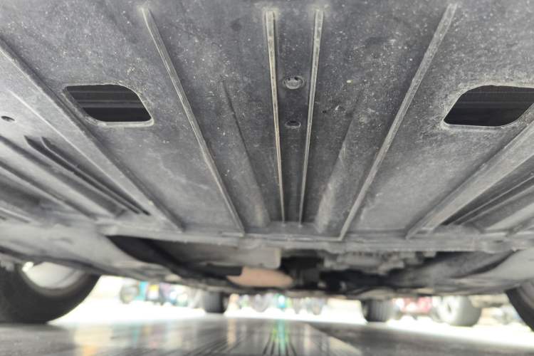 Used Buick LaCrosse 2013 2.0T SIDI Elite Tech Version Chassis Front