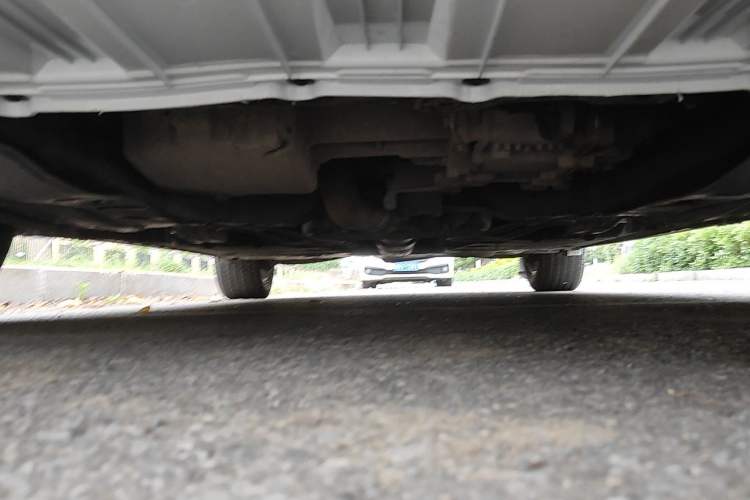 Used Buick LaCrosse 2013 2.4L SIDI Leading Comfort Version Chassis Front