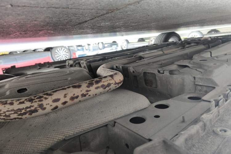 Used Buick LaCrosse 2013 2.0T SIDI Elite Tech Version Chassis Rear Left