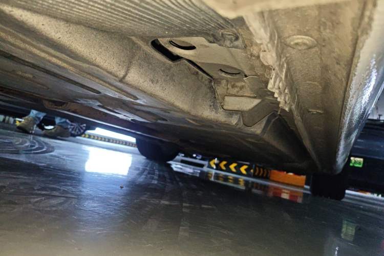 Used Buick LaCrosse 2013 2.4L SIDI Luxury Comfort Edition Chassis Rear Right
