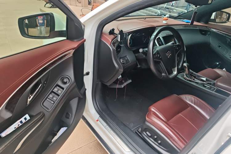 Used Buick LaCrosse 2013 2.4L SIDI Elite Comfort Version Driver Seat