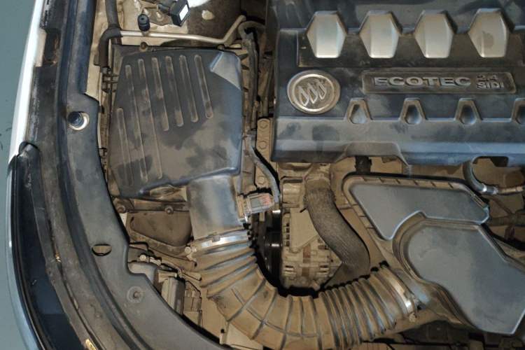 Used Buick LaCrosse 2013 2.4L SIDI Luxury Comfort Edition Engine Bay Right