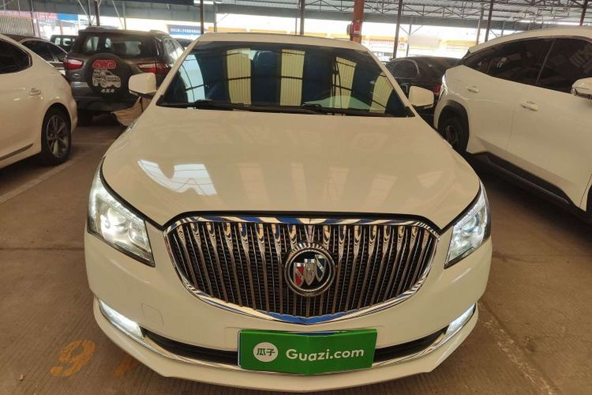 Used Buick LaCrosse 2013 2.4L SIDI Elite Comfort Version Front