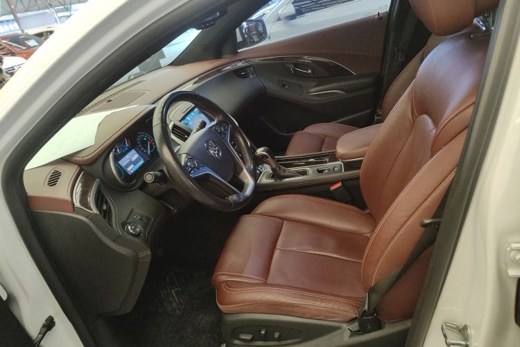 Used Buick LaCrosse 2013 2.4L SIDI Elite Comfort Version Left Front Seat