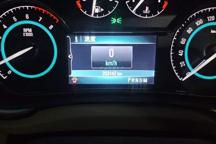 Used Buick LaCrosse 2013 2.4L SIDI Elite Comfort Version Odometer Close Up