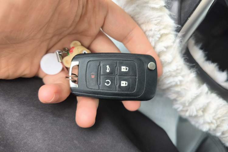 Used Buick LaCrosse 2013 2.0T SIDI Elite Tech Version Vehicle Key