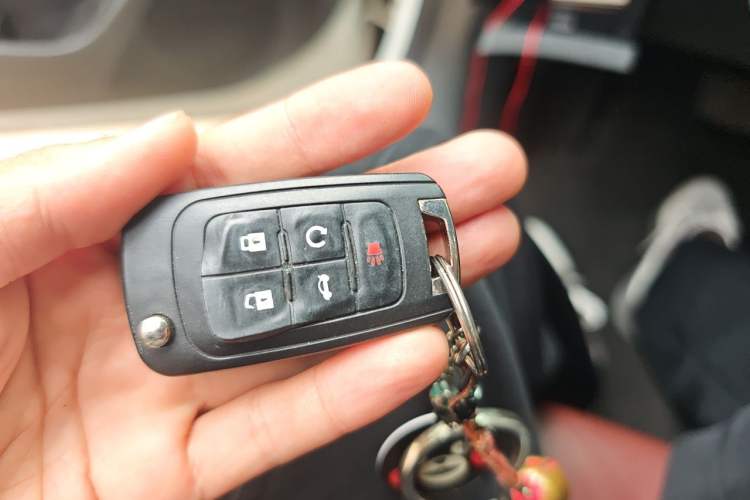 Used Buick LaCrosse 2013 2.4L SIDI Elite Comfort Version Vehicle Key
