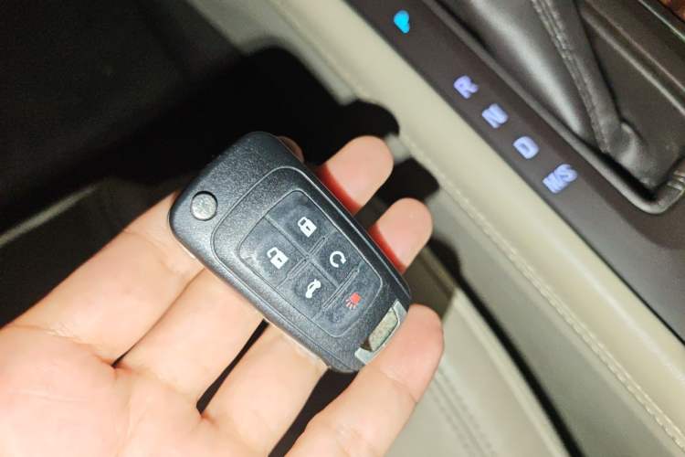 Used Buick LaCrosse 2013 2.4L SIDI Luxury Comfort Edition Vehicle Key
