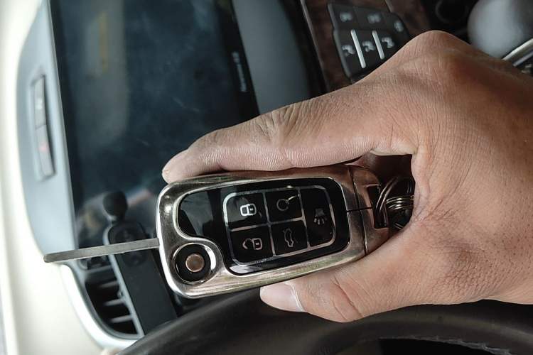 Used Buick LaCrosse 2013 2.4L SIDI Leading Comfort Version Vehicle Key