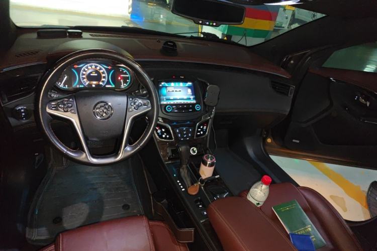 Used Buick LaCrosse 2013 2.4L SIDI Luxury Comfort Edition Center Console