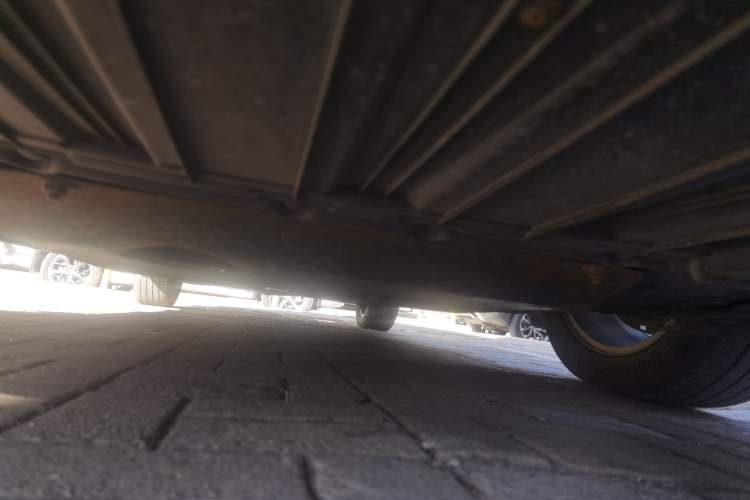 Used Buick LaCrosse 2013 2.4L SIDI Elite Comfort Version Chassis Front