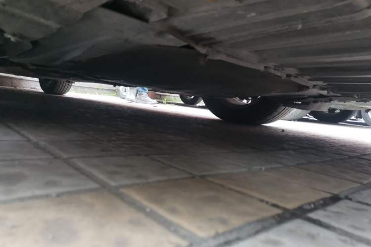 Used Buick LaCrosse 2013 2.4L SIDI Leading Comfort Version Chassis Front