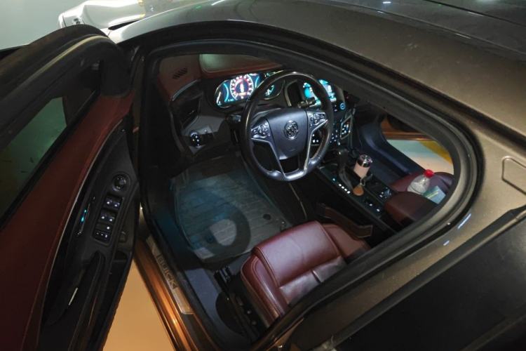 Used Buick LaCrosse 2013 2.4L SIDI Luxury Comfort Edition Driver Seat