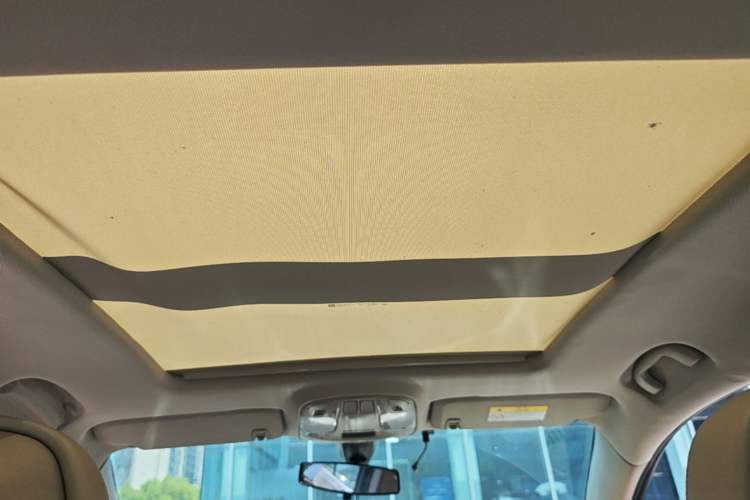 Used Buick LaCrosse 2013 2.4L SIDI Leading Comfort Version Headliner
