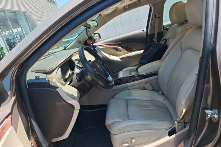 Used Buick LaCrosse 2013 2.4L SIDI Leading Comfort Version Left Front Seat