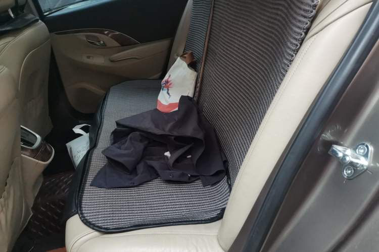 Used Buick LaCrosse 2013 2.4L SIDI Leading Comfort Version Left Rear Seat