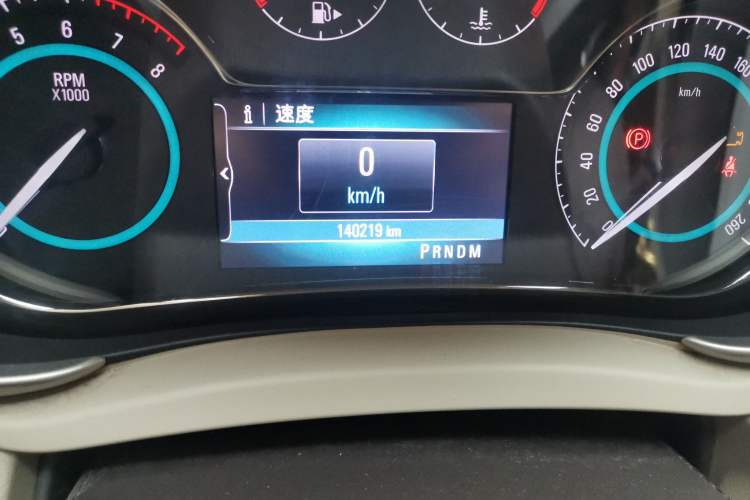 Used Buick LaCrosse 2013 2.4L SIDI Leading Comfort Version Odometer Close Up