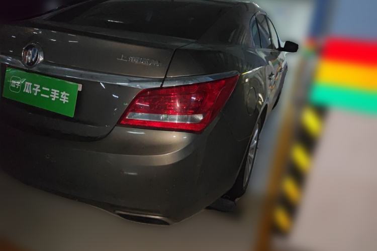 Used Buick LaCrosse 2013 2.4L SIDI Luxury Comfort Edition Rear Right 45 Deg