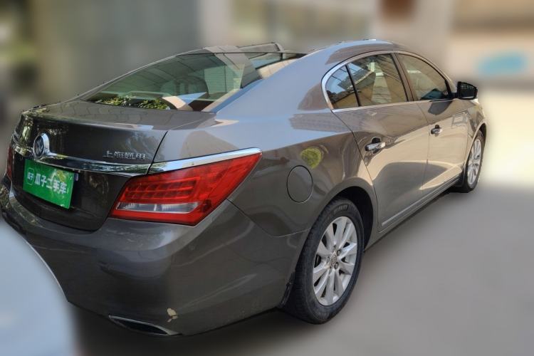 Used Buick LaCrosse 2013 2.4L SIDI Leading Comfort Version Rear Right 45 Deg