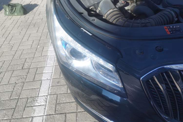 Used Buick LaCrosse 2013 2.4L SIDI Elite Comfort Version Right Front Headlight