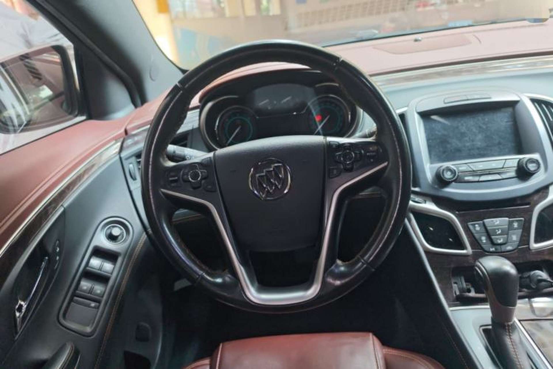 Used Buick LaCrosse 2013 2.4L SIDI Elite Comfort Version Steering Wheel