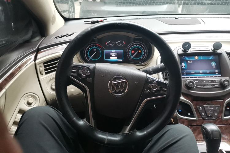 Used Buick LaCrosse 2013 2.4L SIDI Leading Comfort Version Steering Wheel