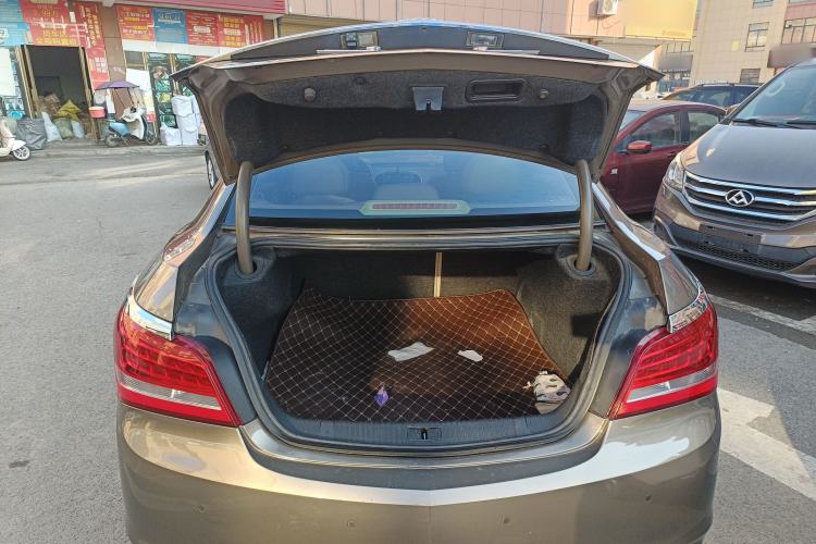 Used Buick LaCrosse 2013 2.4L SIDI Leading Comfort Version Trunk