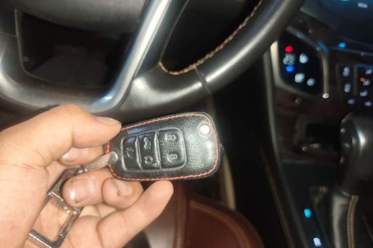 Used Buick LaCrosse 2013 2.4L SIDI Luxury Comfort Edition Vehicle Key
