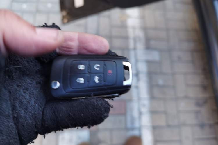 Used Buick LaCrosse 2013 2.4L SIDI Elite Comfort Version Vehicle Key