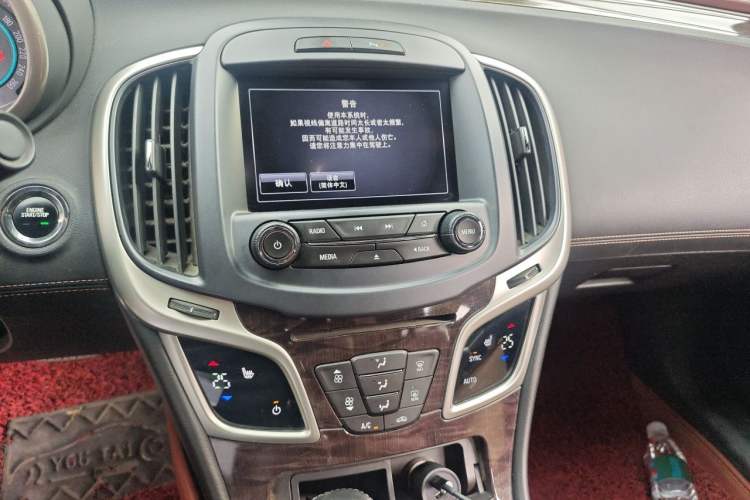 Used Buick LaCrosse 2014 2.0T SIDI Elite Tech Version Audio And AC Panel