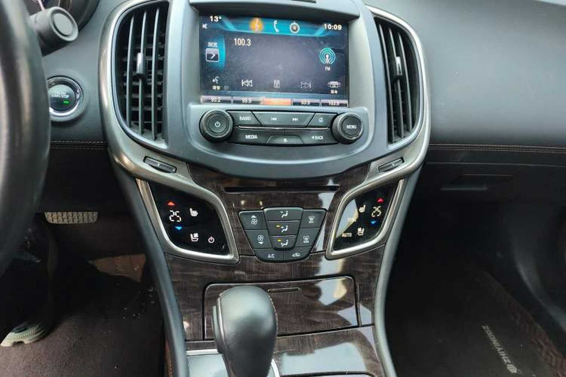 Used Buick LaCrosse 2014 2.0T SIDI Smart Luxury Flagship Edition Audio And AC Panel