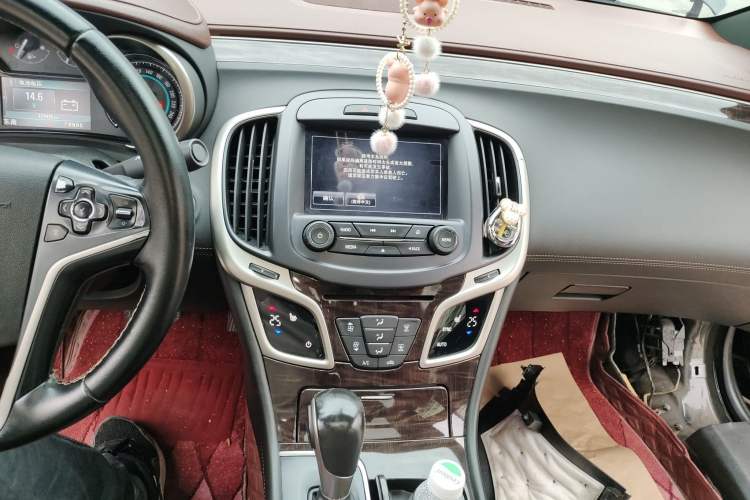 Used Buick LaCrosse 2014 2.0T SIDI Elite Tech Version Audio And AC Panel