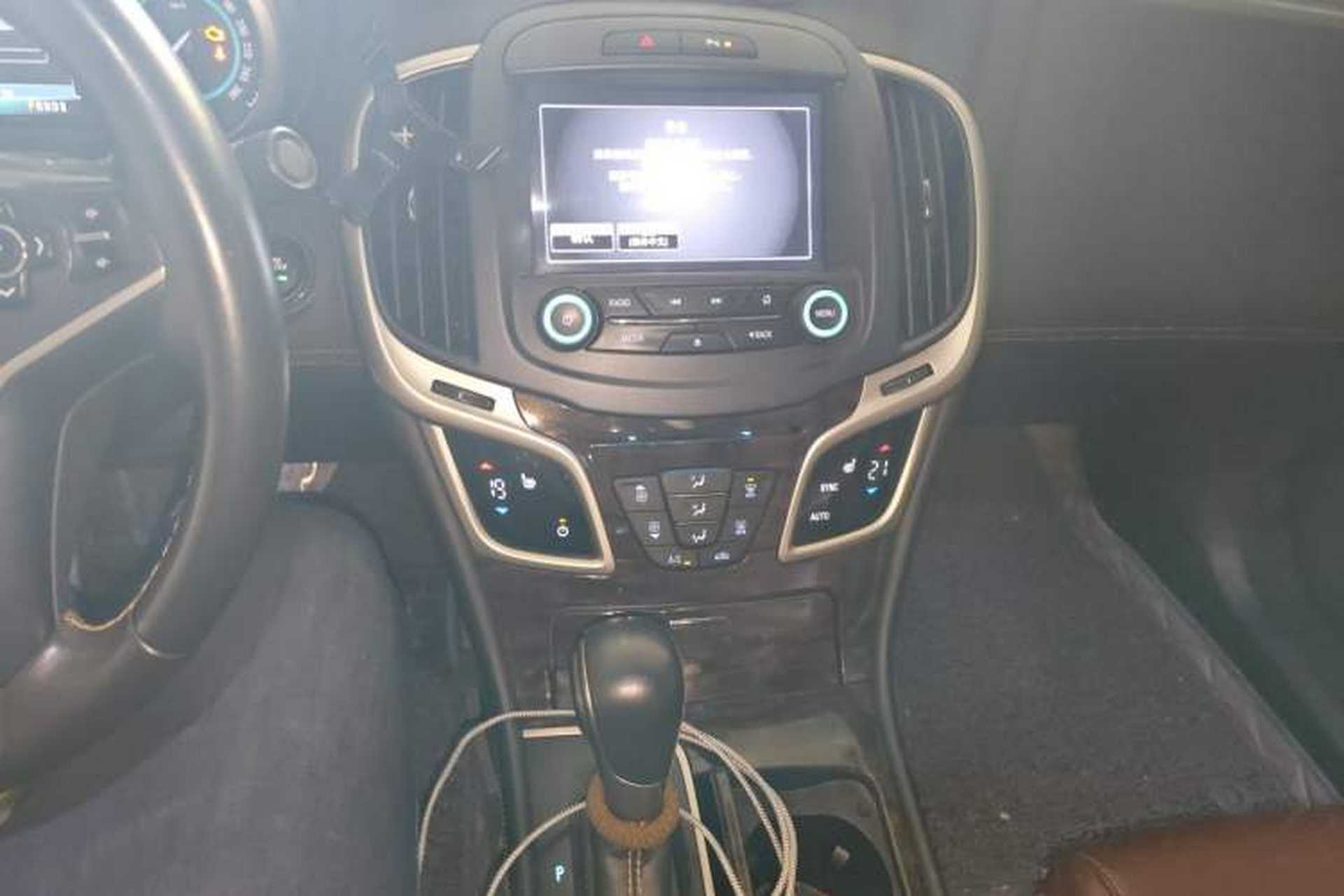 Used Buick LaCrosse 2014 2.0T SIDI Elite Tech Version Audio And AC Panel