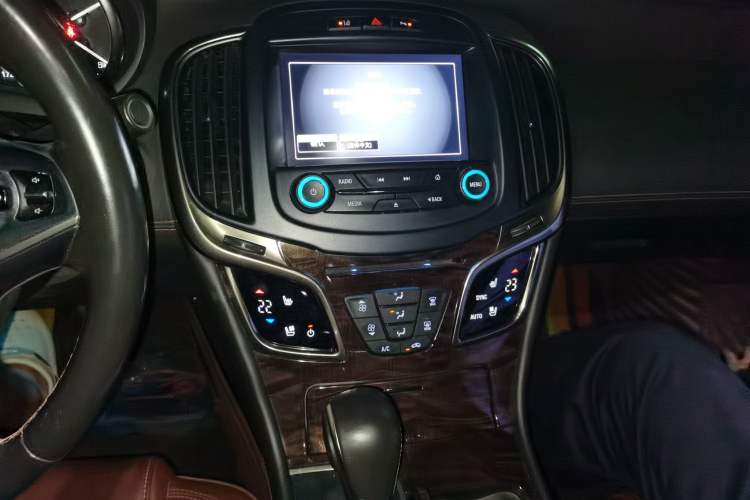 Used Buick LaCrosse 2014 2.0T SIDI Smart Luxury Flagship Edition Audio And AC Panel