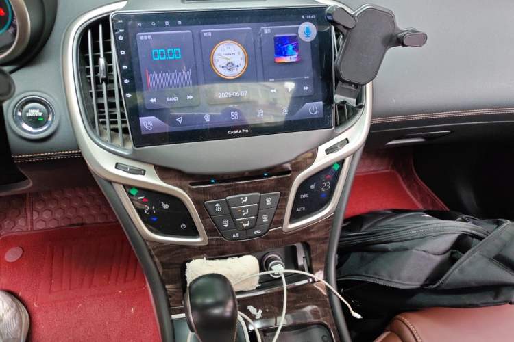 Used Buick LaCrosse 2014 2.0T SIDI Elite Tech Version Audio And AC Panel