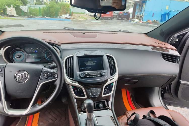 Used Buick LaCrosse 2014 2.0T SIDI Elite Tech Version Audio And AC Panel