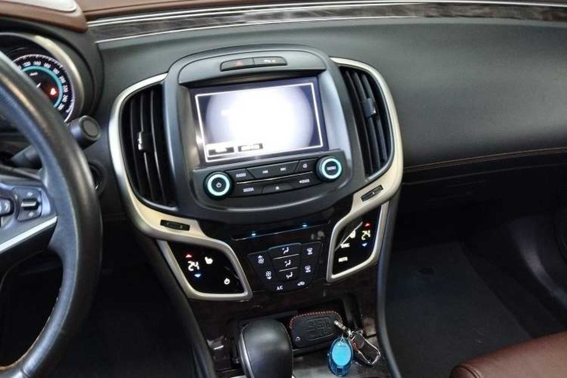 Used Buick LaCrosse 2014 2.0T SIDI Elite Tech Version Audio And AC Panel
