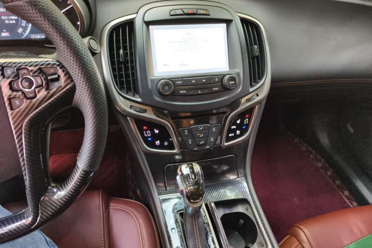Used Buick LaCrosse 2014 2.0T SIDI Smart Luxury Flagship Edition Audio And AC Panel