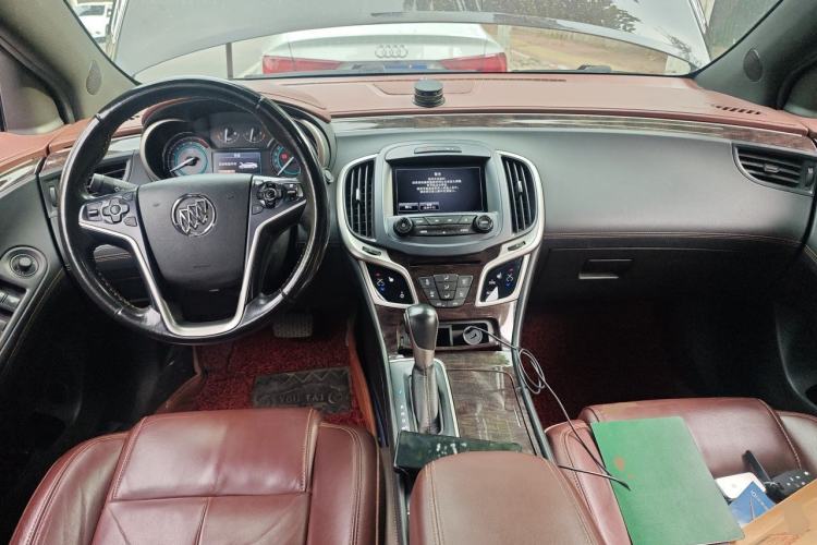 Used Buick LaCrosse 2014 2.0T SIDI Elite Tech Version Center Console