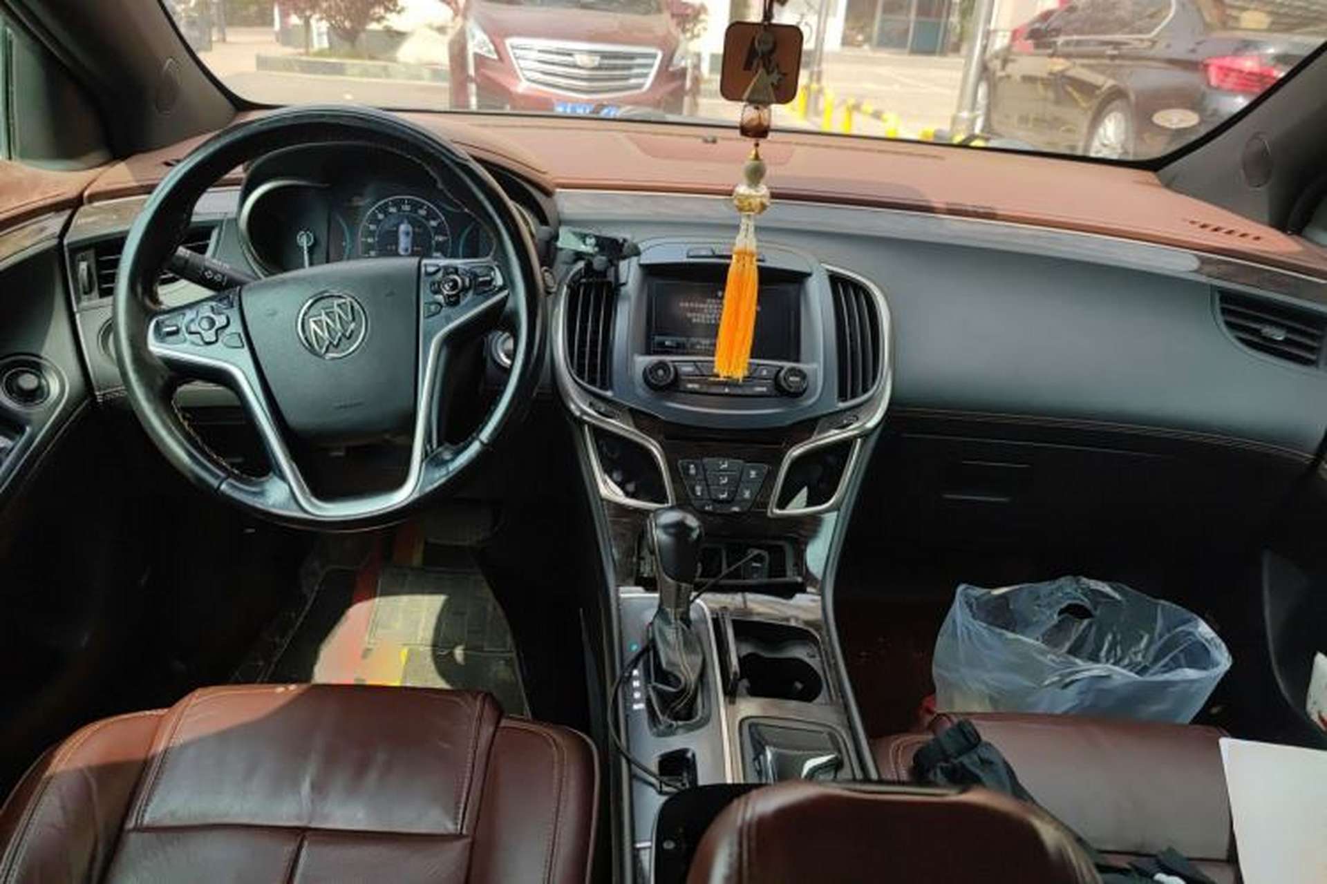 Used Buick LaCrosse 2014 2.0T SIDI Smart Luxury Flagship Edition Center Console