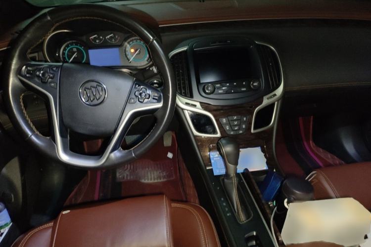 Used Buick LaCrosse 2014 2.0T SIDI Elite Tech Version Center Console