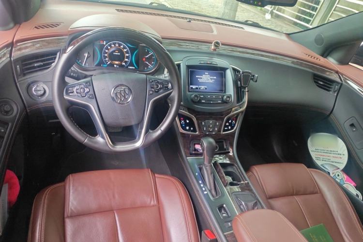 Used Buick LaCrosse 2014 2.0T SIDI Smart Luxury Flagship Edition Center Console