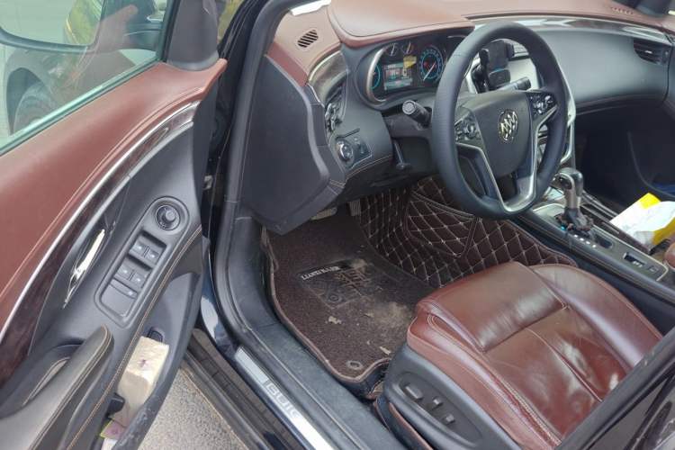 Used Buick LaCrosse 2014 2.0T SIDI Elite Tech Version Driver Seat