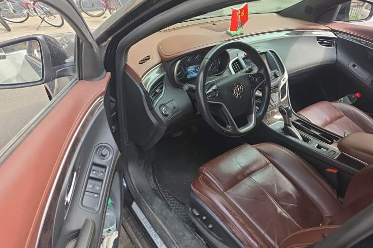 Used Buick LaCrosse 2014 2.0T SIDI Elite Tech Version Driver Seat