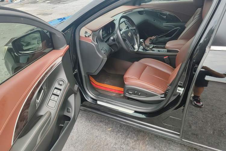 Used Buick LaCrosse 2014 2.0T SIDI Elite Tech Version Driver Seat