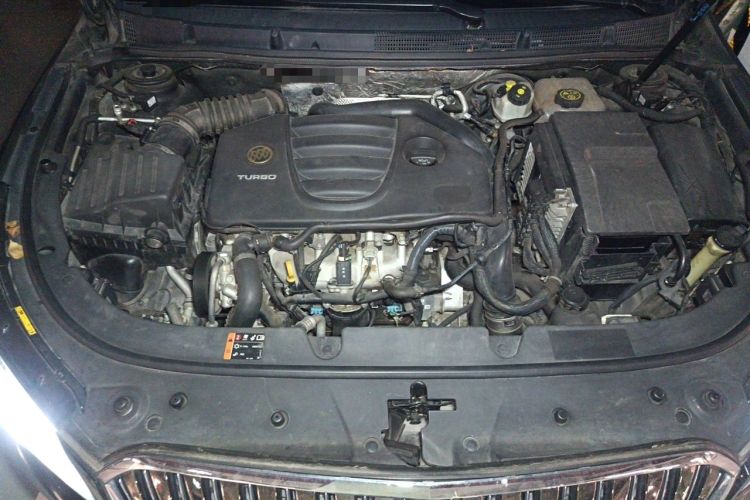 Used Buick LaCrosse 2014 2.0T SIDI Smart Luxury Flagship Edition Engine Bay